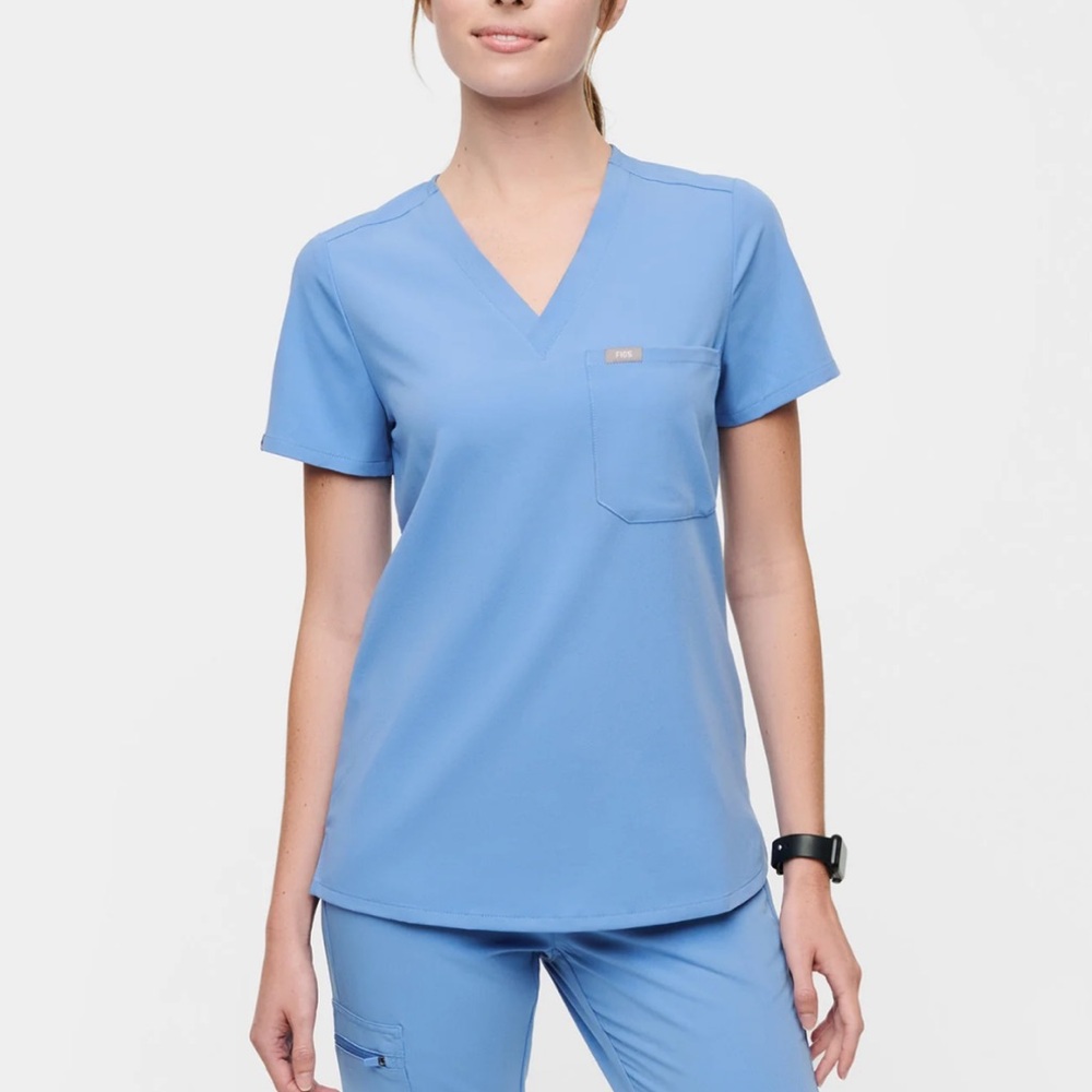 Figs Light Blue Short Sleeve V-Neck Scrub Set